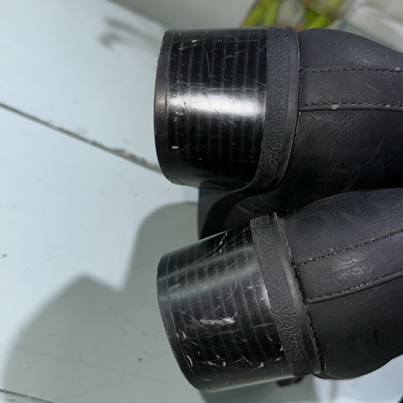 White Mountain ankle boots - Picture 9 of 9